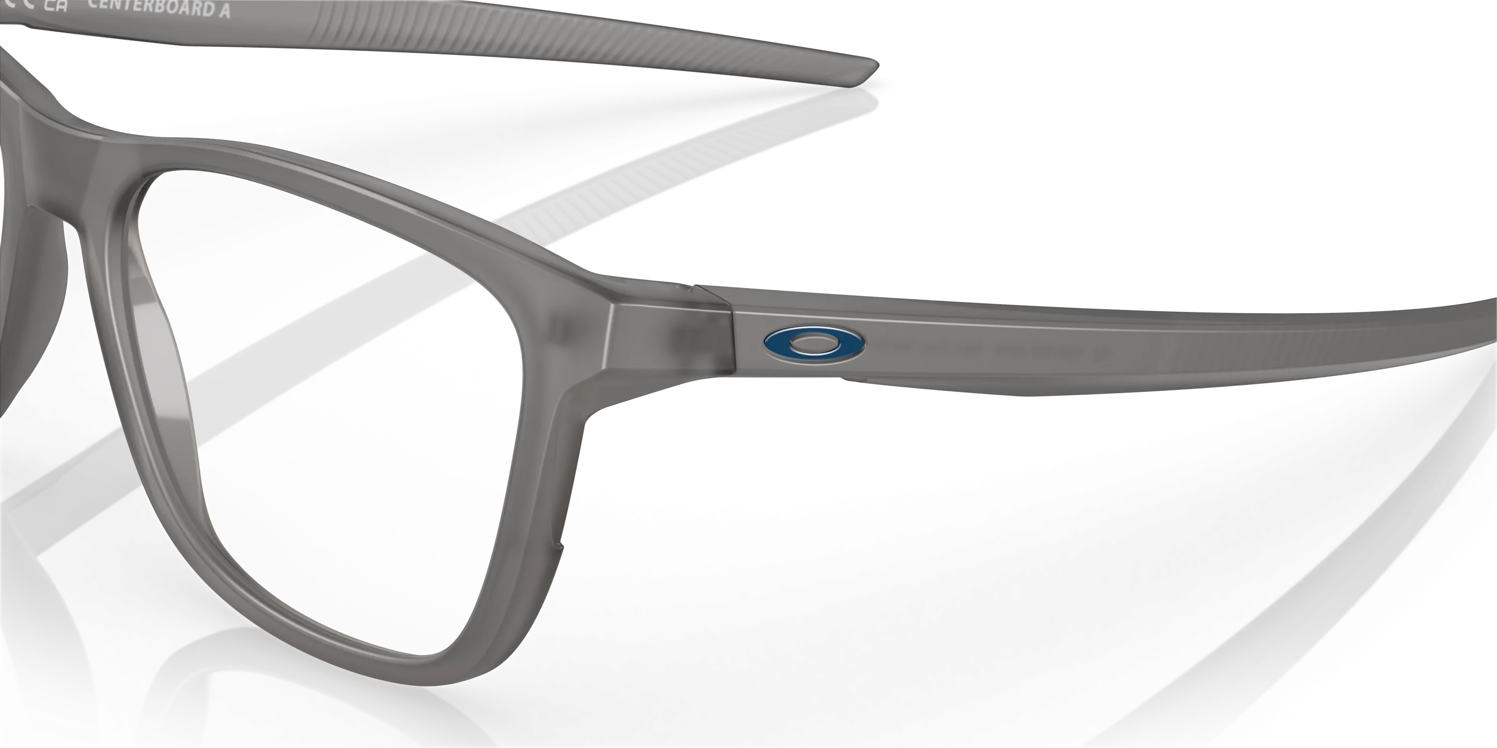 Oakley Centerboard (Low Bridge Fit)
