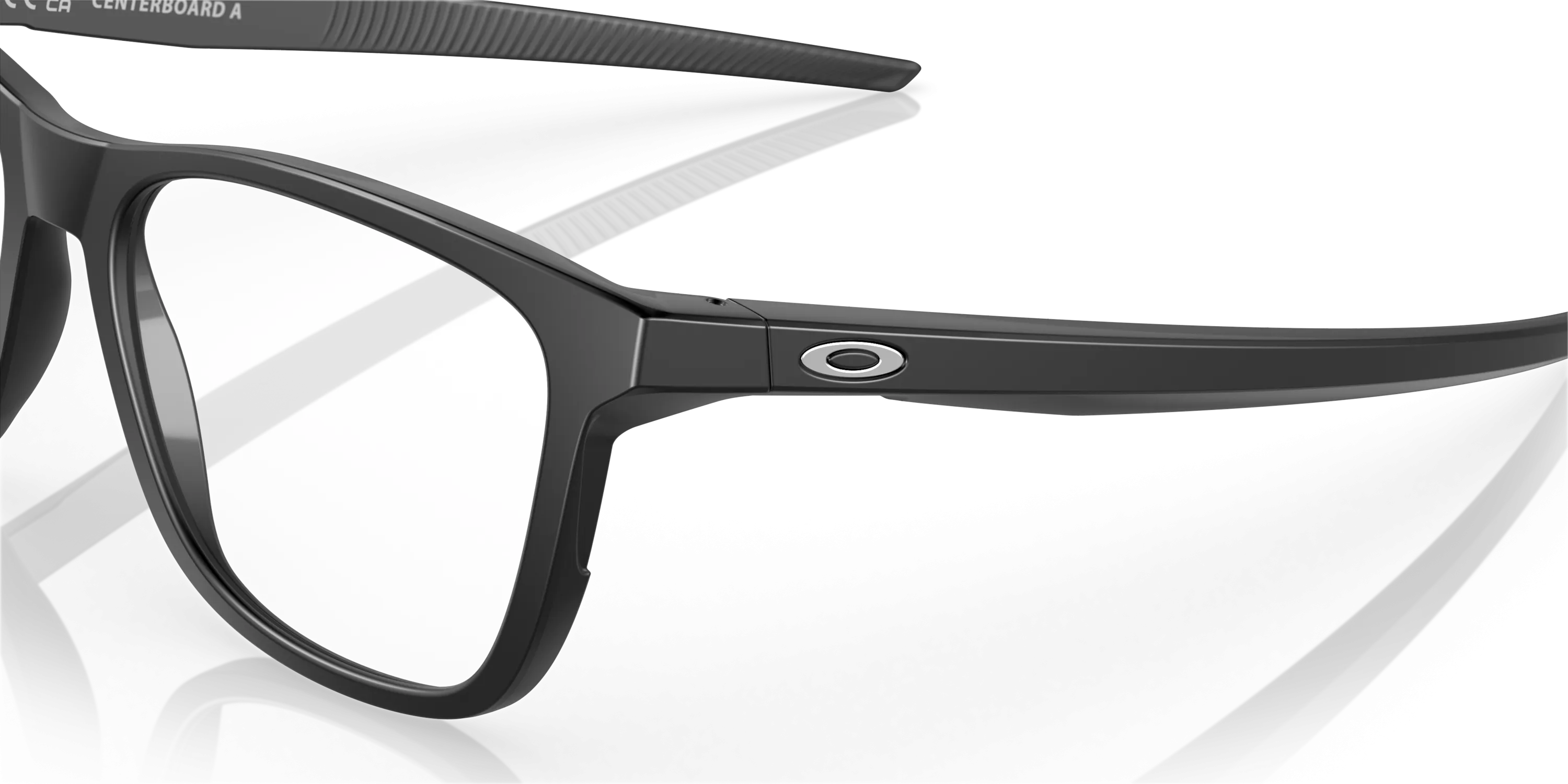 Oakley Centerboard (Low Bridge Fit)