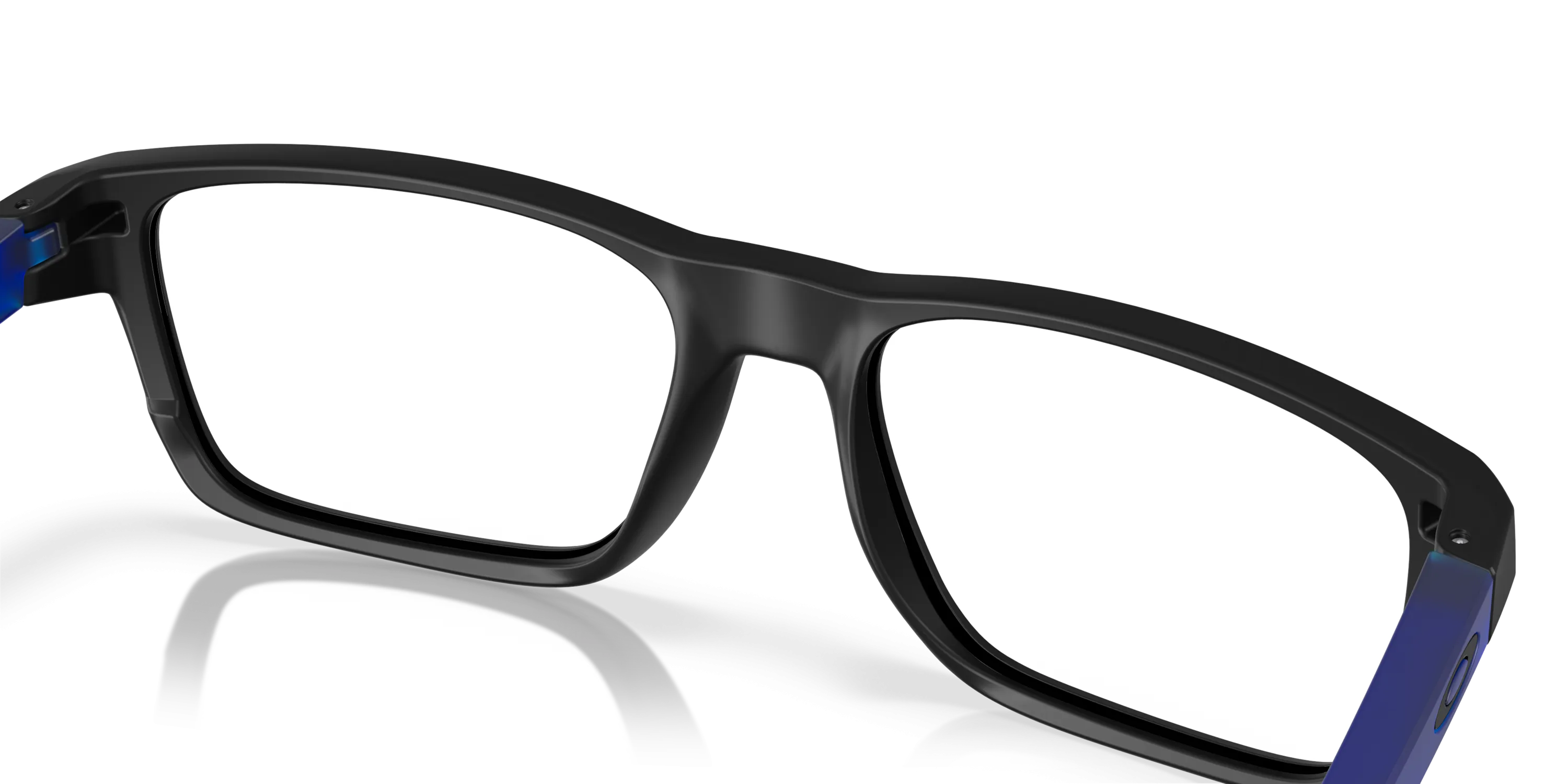 Oakley Port Bow